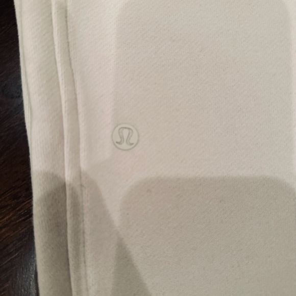 Lululemon Scuba Joggers Size 0 - Picture 2 of 2